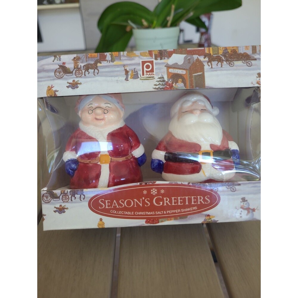 Salt & Pepper Shakers Publix Santa & Mrs Claus Christmas Limited Edition NIB Bxd